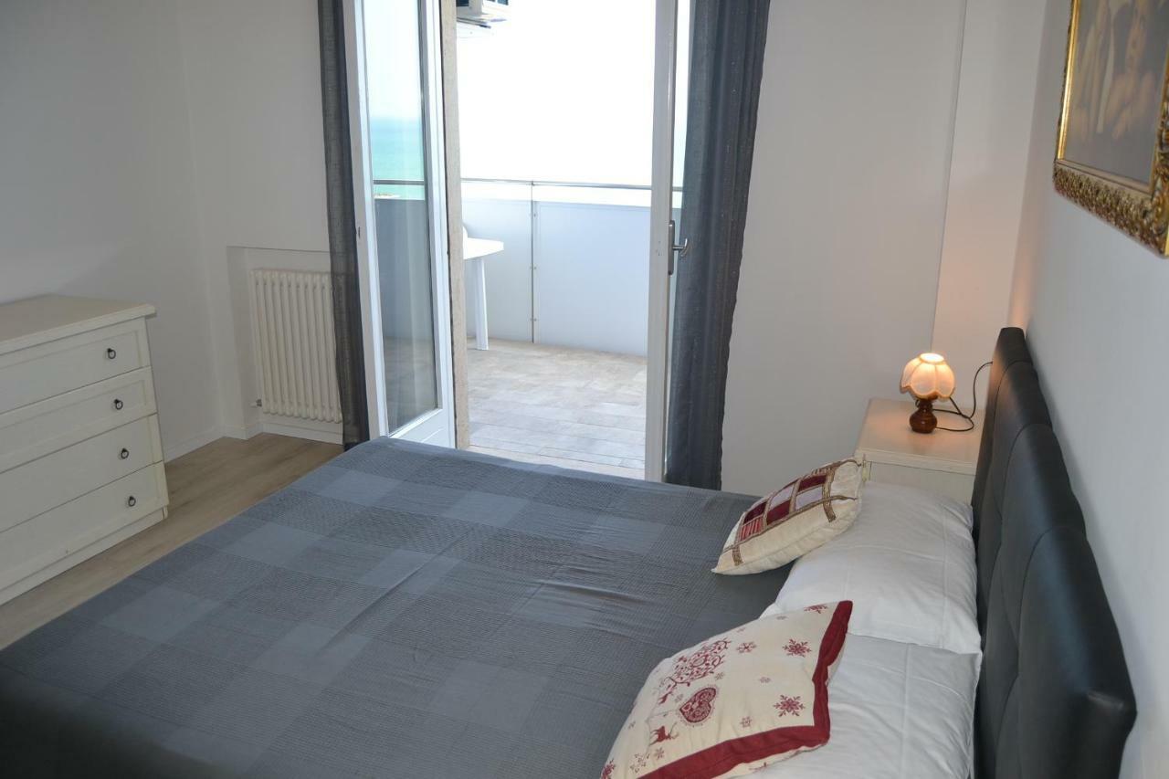 Fronte Mare Panoramico San Benedetto Apartment San Benedetto del Tronto Exterior photo